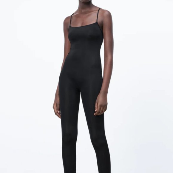 Fitted Black Athleisure Jumpsuit - Picture 1 of 4